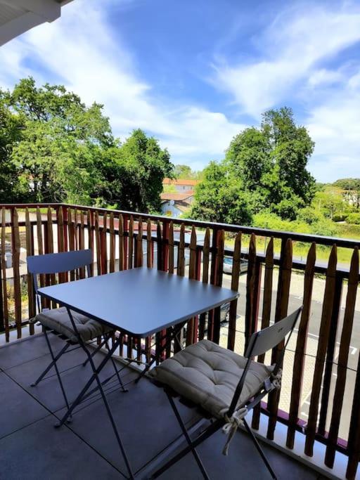 Location De Vacances A Andernos - Appartement 2 Chambres Dans Residence Neuve Exteriér fotografie